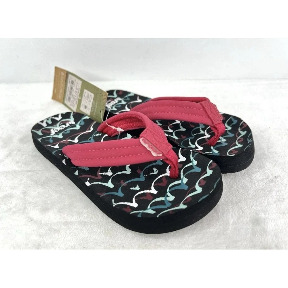 Reef Little AHI Flip Flops Pink Black Kids Girl 11 / 12 Flat Slip On Sandals NEW
